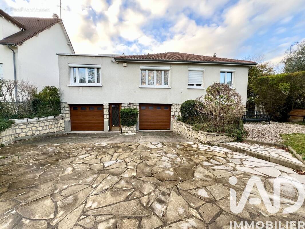 Photo 1 - Maison à CROISSY-SUR-SEINE