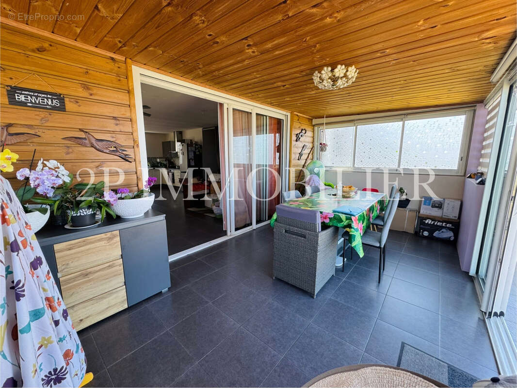 Maison à PETITE-ILE