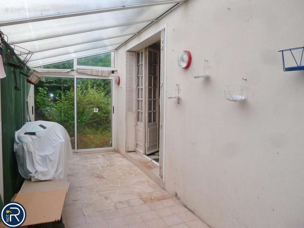 Maison 156 m² à Louverne  - photo 6
