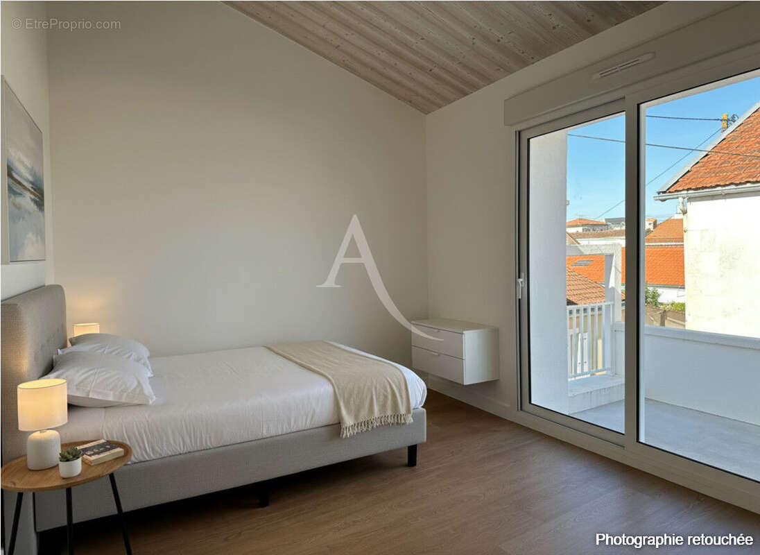Appartement à FOURAS