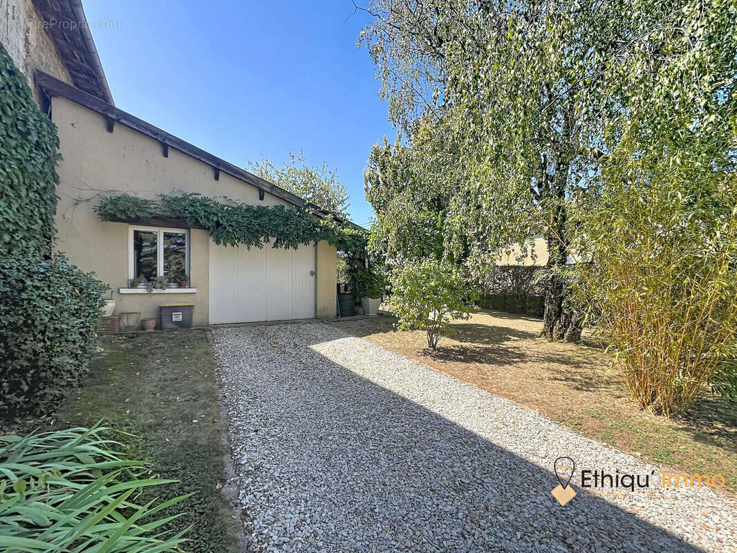 Maison 177 m² à Nully  - photo 3