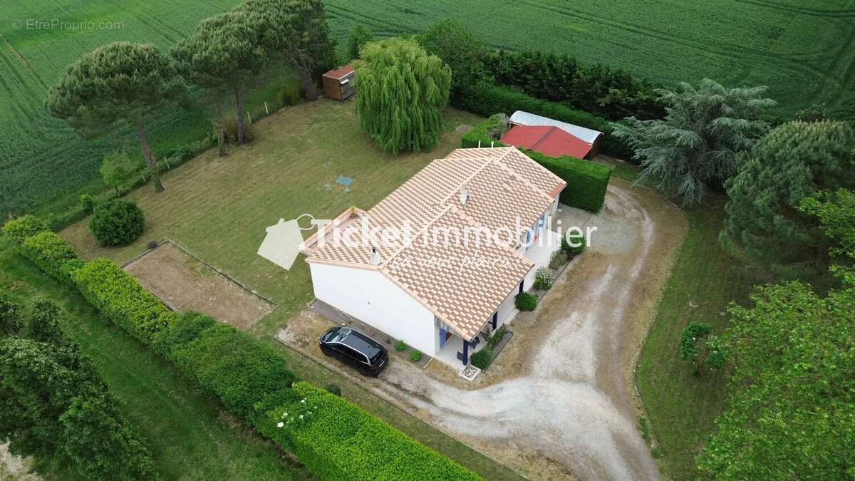 Maison à VILLEFRANCHE-DE-LAURAGAIS