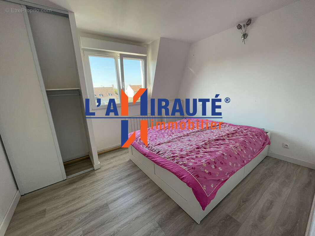 Maison à SARTROUVILLE