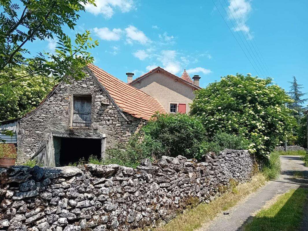 Maison à LIMOGNE-EN-QUERCY