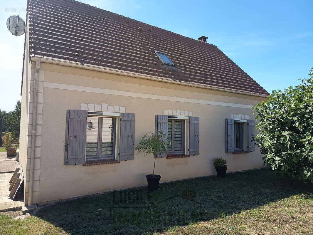 Maison 130 m² à Etouy  - photo 2