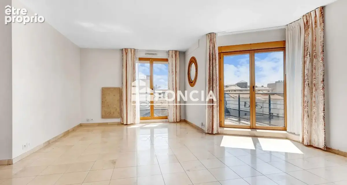 Appartement 4 pièces récent situé Rue Auguste MOUNIE EN HYPER-CENTRE-VILLE - photo 11