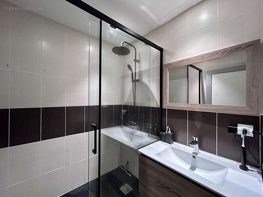 APPARTEMENT NIORT - 4 pièce(s) - 71.48 m2 - photo 4