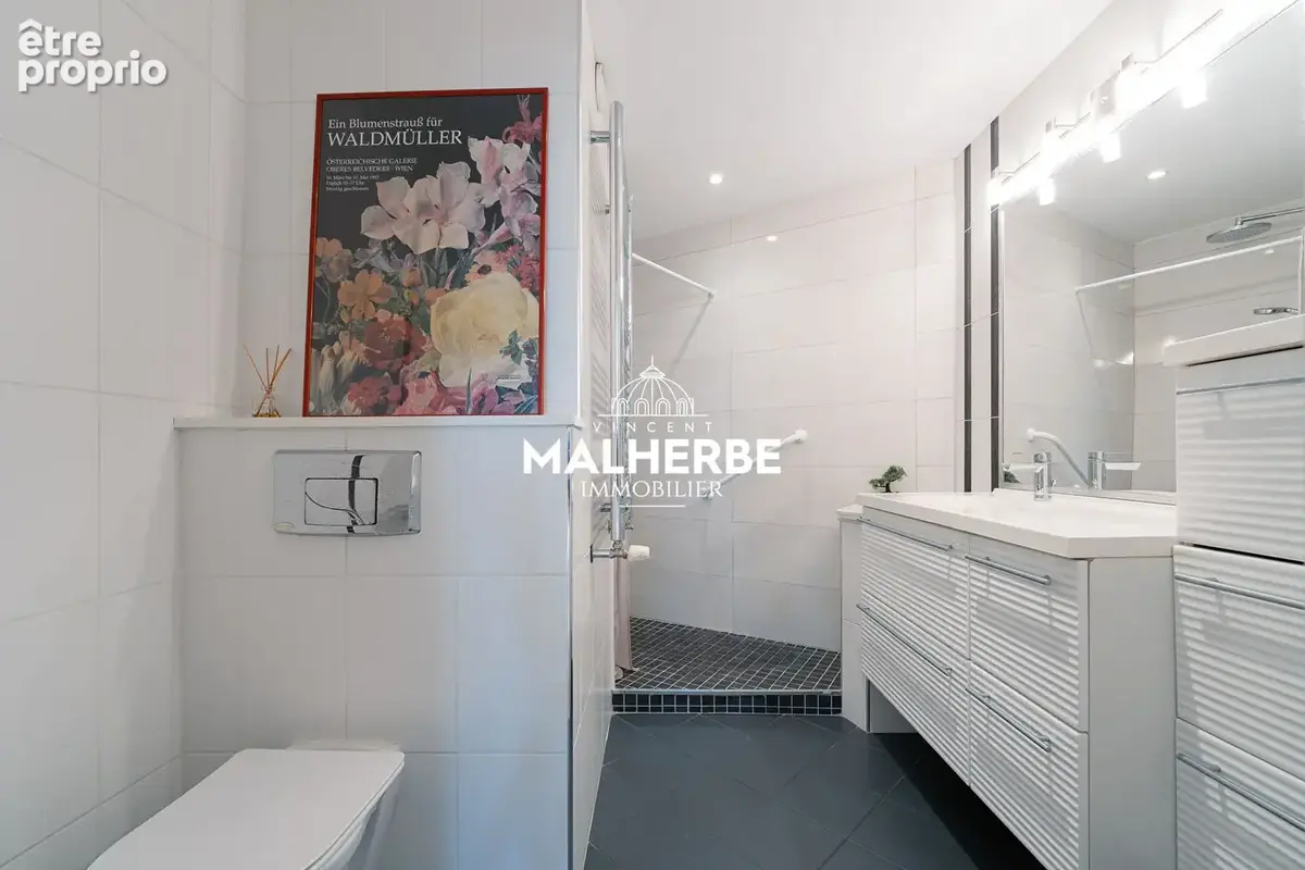 Dernier etage avec terrasse d'exception - photo 12