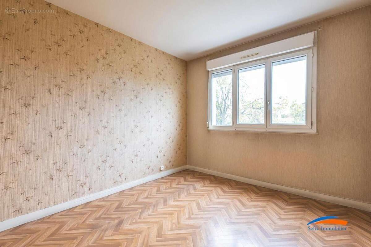   - Appartement à REIMS