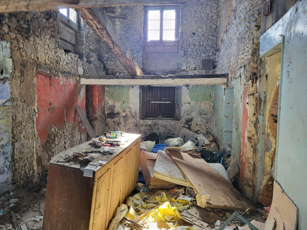 Appartement à SAINT-MARTIN-DE-RIBERAC