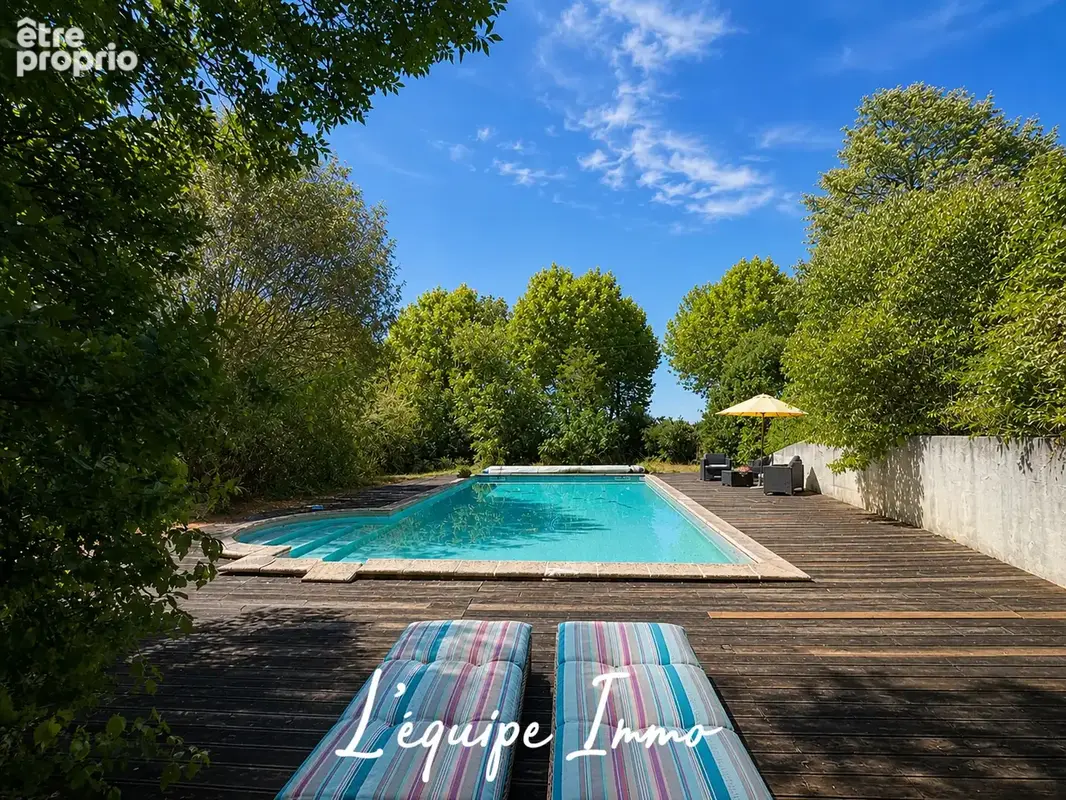 Maison familiale t7 jardin piscine - photo 3