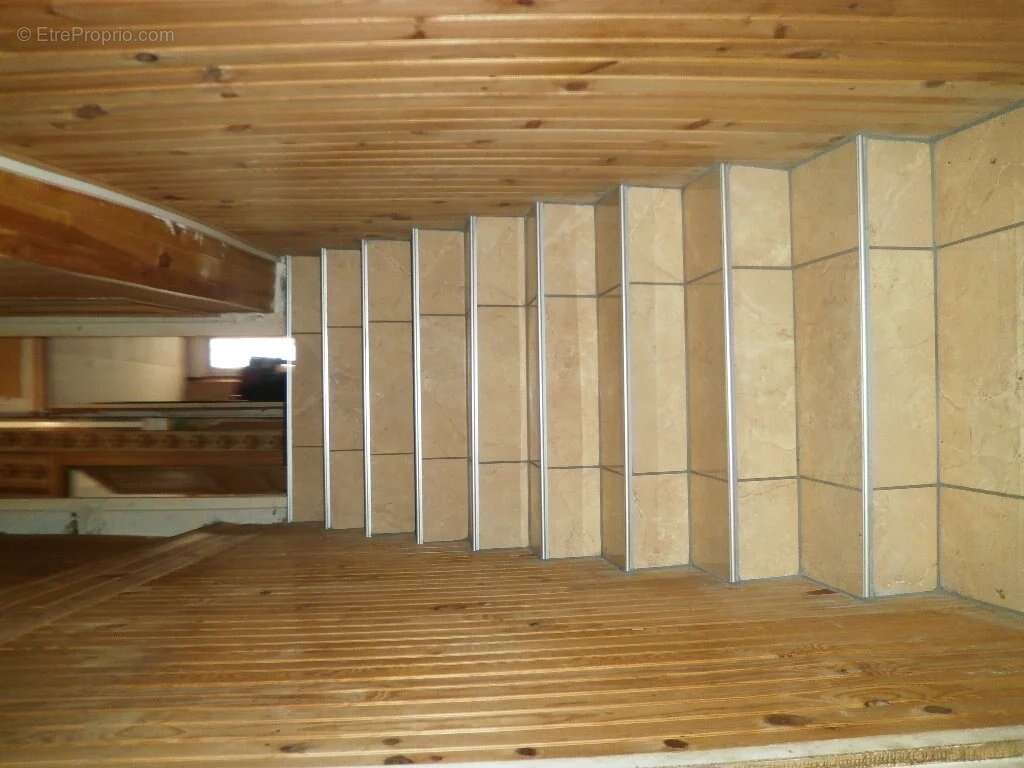Maison de ville 6 pieces habitable + cave - photo 7