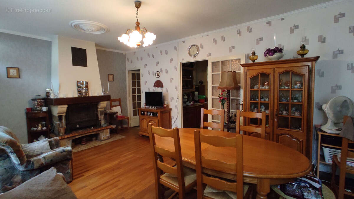 Maison à CHATELLERAULT