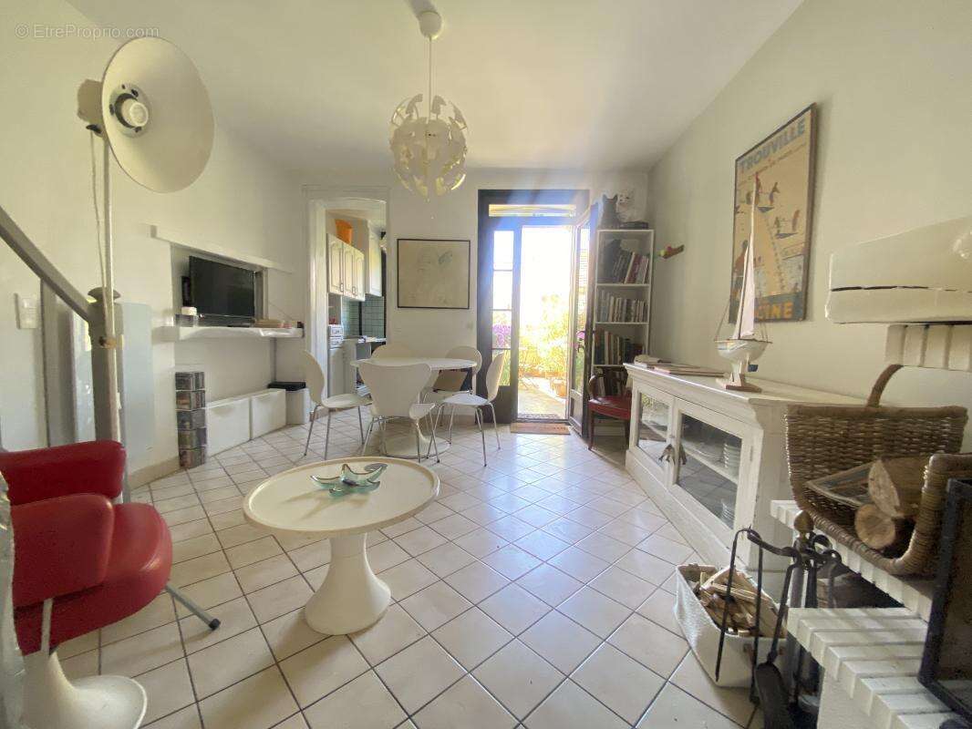 Maison à TROUVILLE-SUR-MER