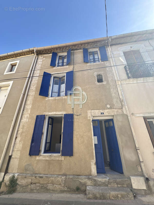 Maison à OUVEILLAN