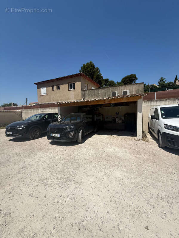 Appartement à MARSEILLE-11E