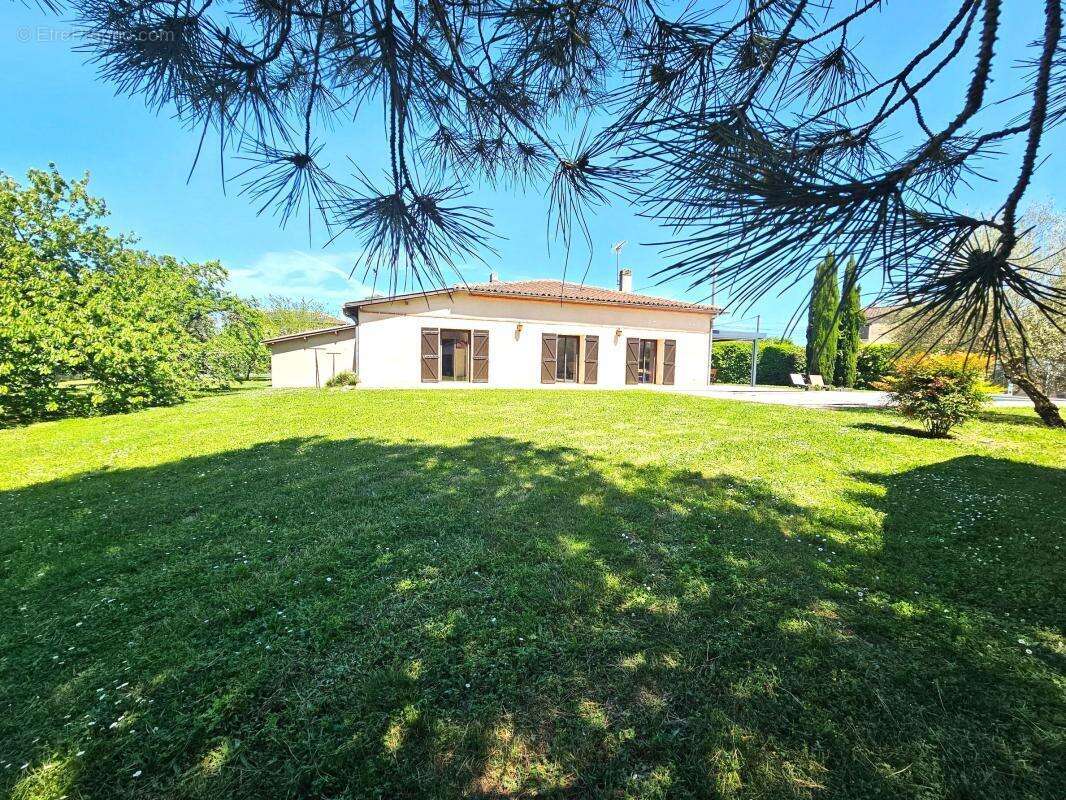 Maison à LEGUEVIN
