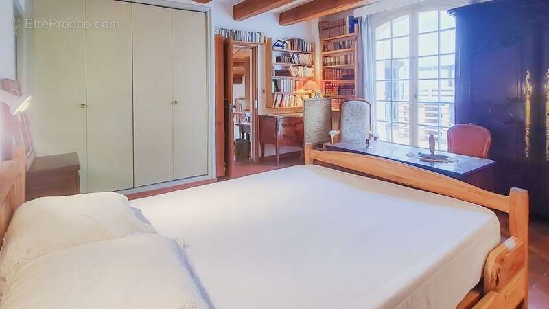 Maison à SAUSSET-LES-PINS