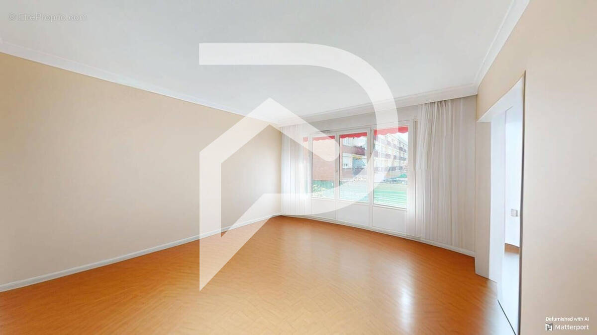 Appartement à VERNEUIL-SUR-SEINE