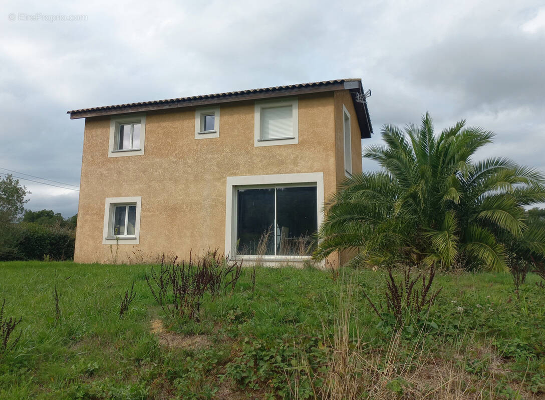 Maison à MIELAN