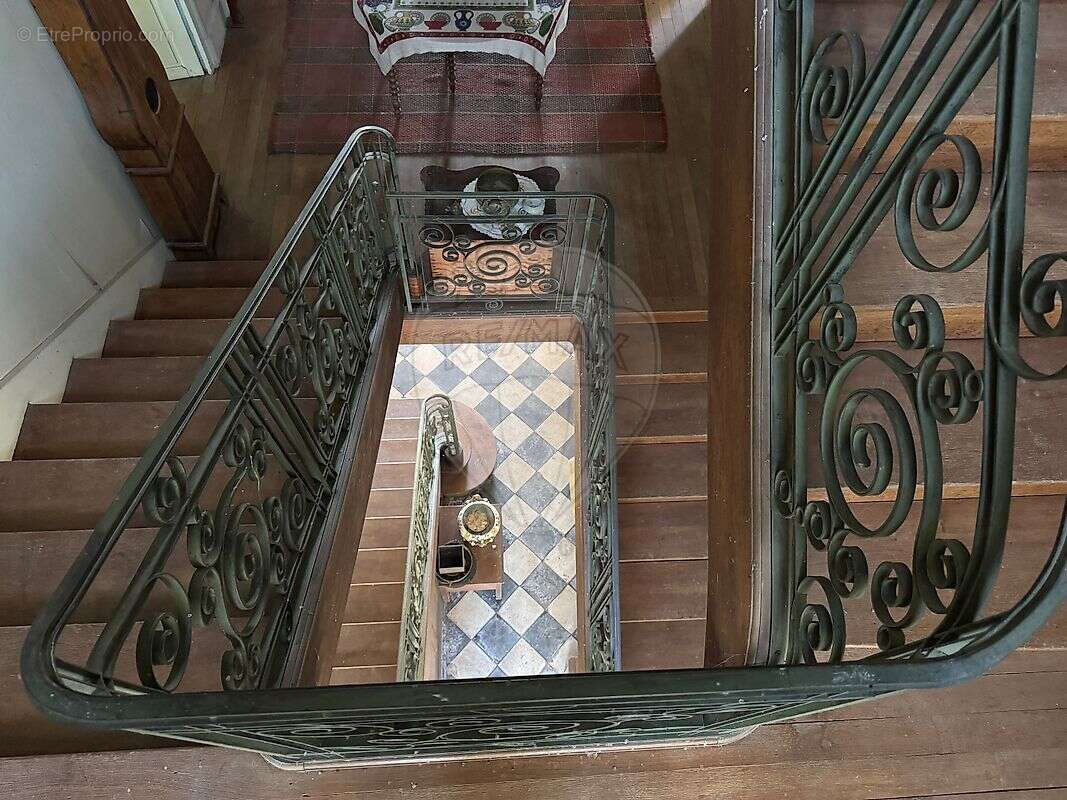 Maison à CHATILLON-EN-BAZOIS