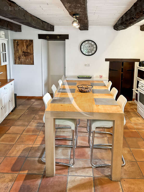 Maison à MONTAIGU-DE-QUERCY