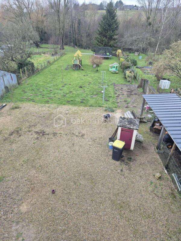Maison à VERNEIL-LE-CHETIF