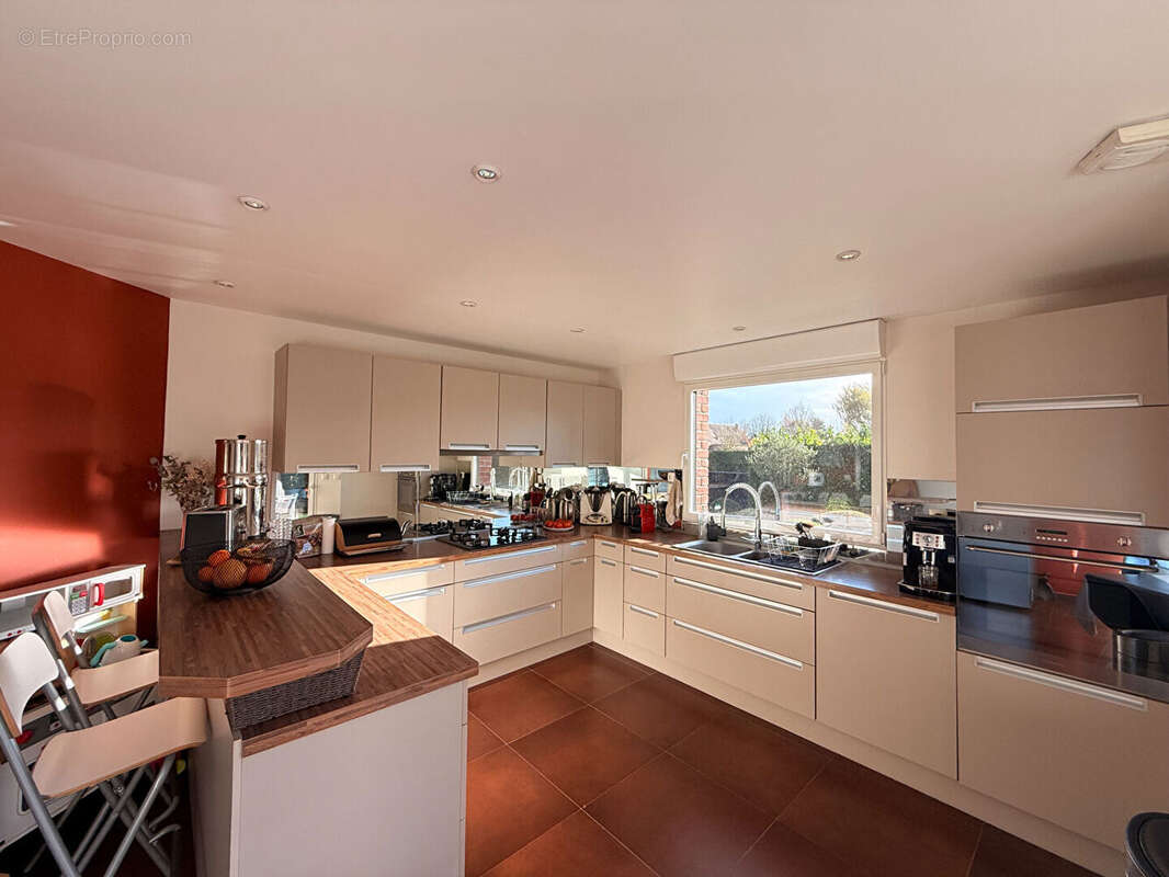 Maison à LE MAISNIL