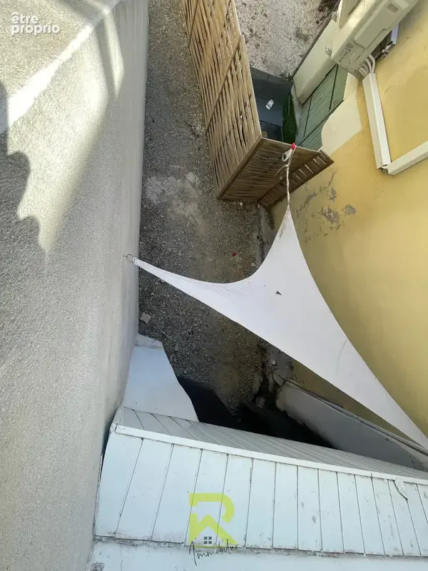 A saisir : très belle maison de village avec cour à Roujan - photo 12
