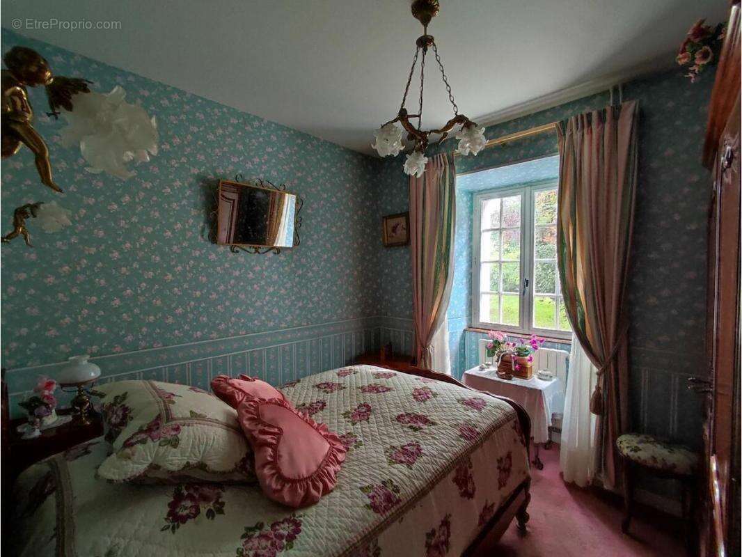 Maison à LA LANDE-DE-GOULT