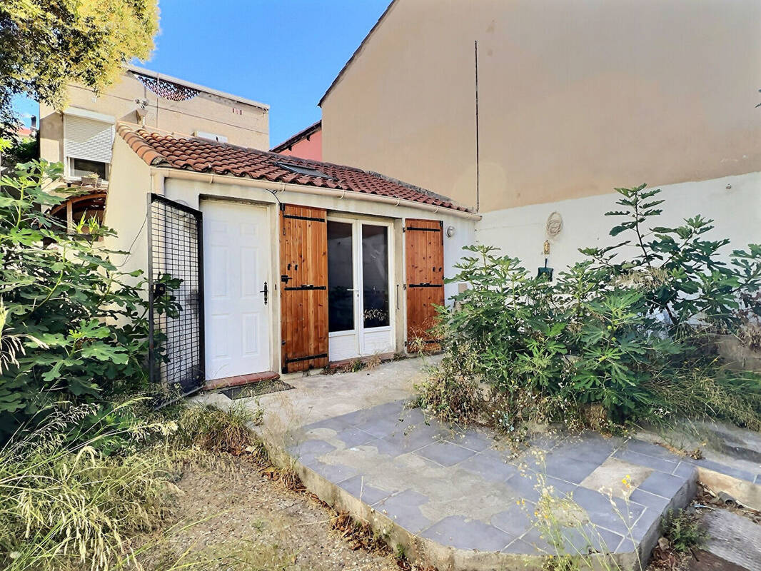 Appartement à MARSEILLE-5E