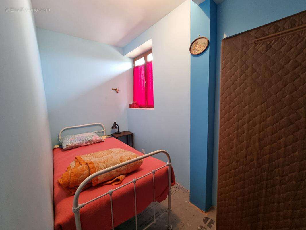 Maison à NAMPCELLES-LA-COUR