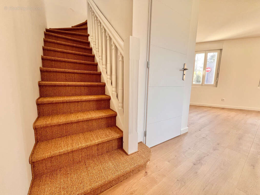 Maison à BOIS-GUILLAUME