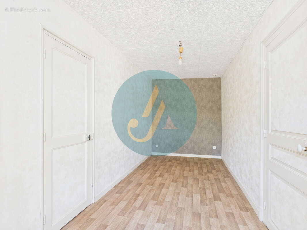 Maison à MESVES-SUR-LOIRE