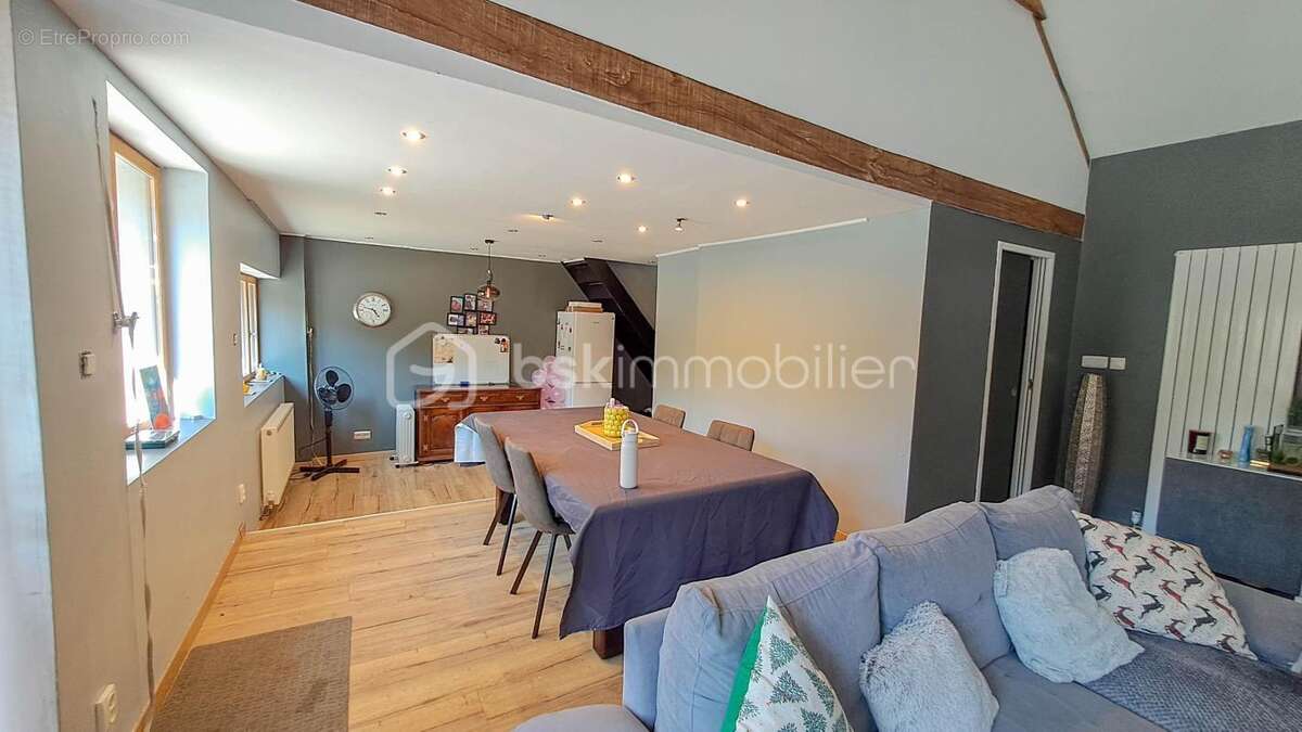 Domaine en pierre avec deux maisons – idéal gîte ou chambres d’hôtes – 354 m² – parc 7800 m² - photo 10