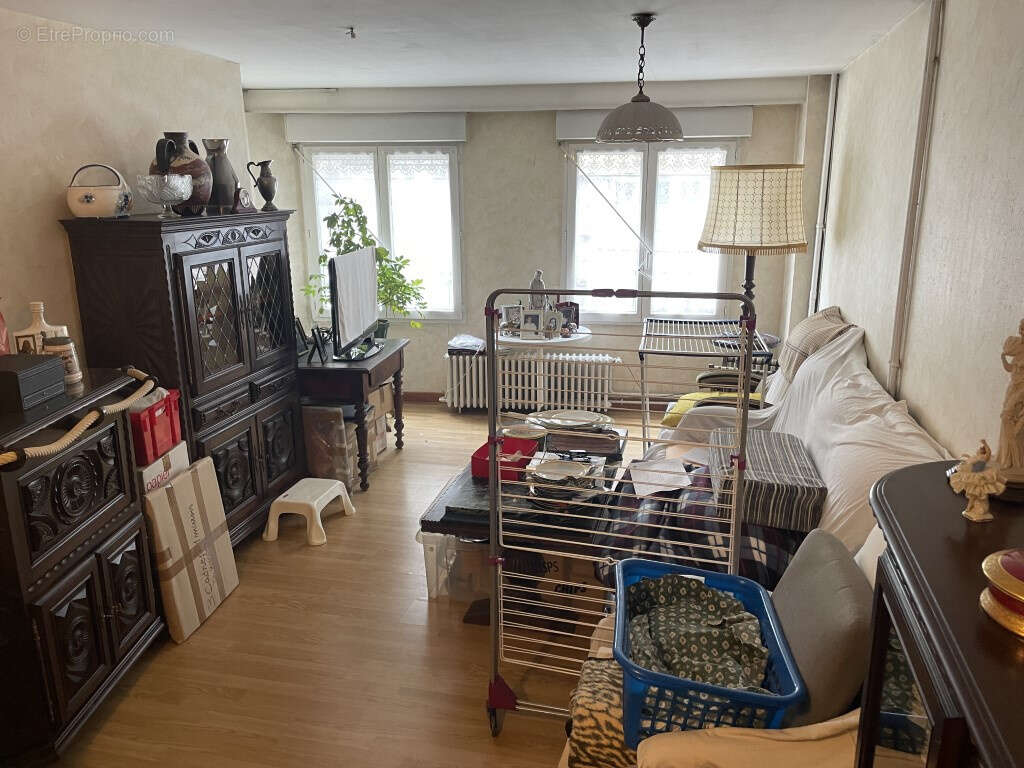 Appartement à LUBERSAC