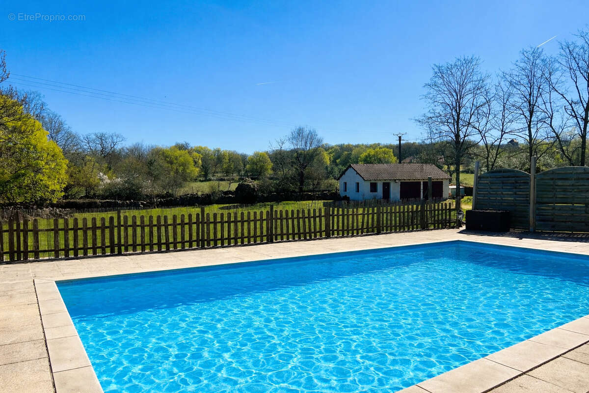 Maison à SALVAGNAC-CAJARC