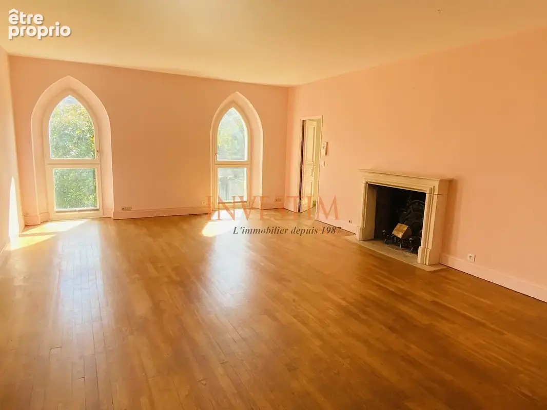 Appartement t4 en residence - proche centre ville de blois - photo 2