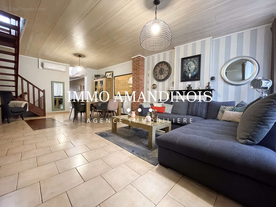 Maison à FRESNES-SUR-ESCAUT