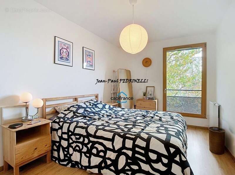 Appartement à LYON-8E