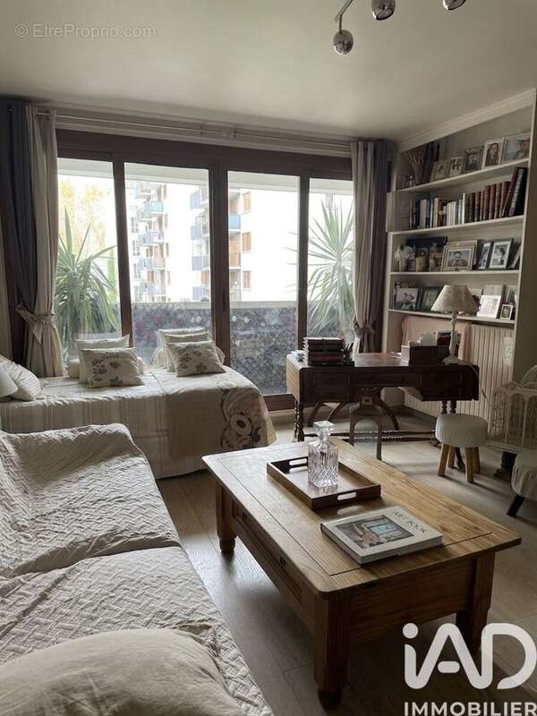 Photo 2 - Appartement à PARIS-19E