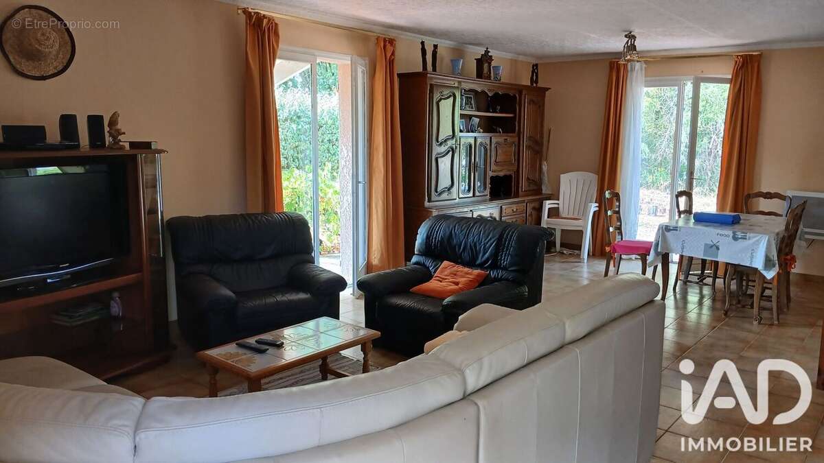 Maison 92 m² à Montpezat-De-Quercy  - photo 8