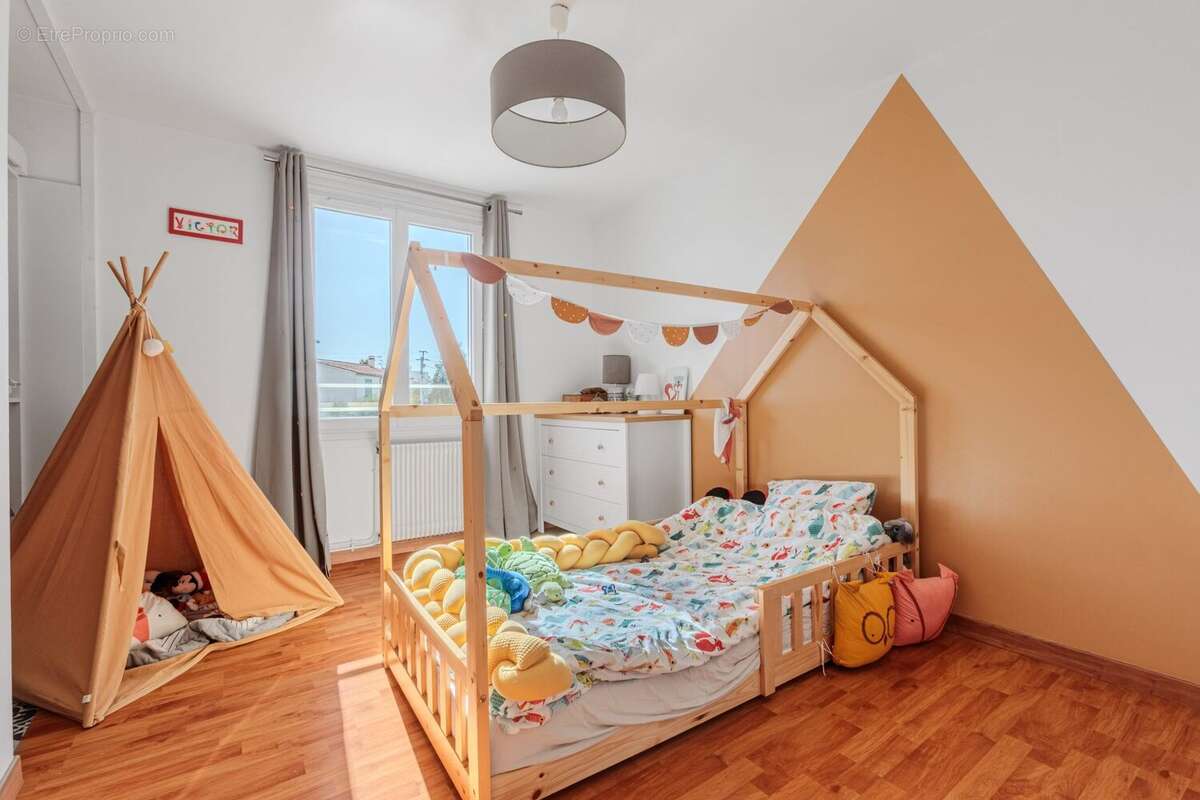 Maison à CASTELGINEST