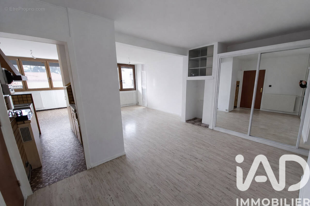 Photo 1 - Appartement à SAINT-ETIENNE