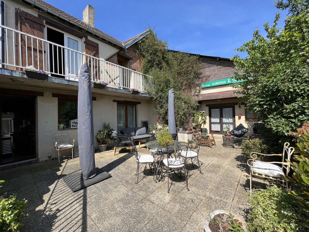 Maison à BU