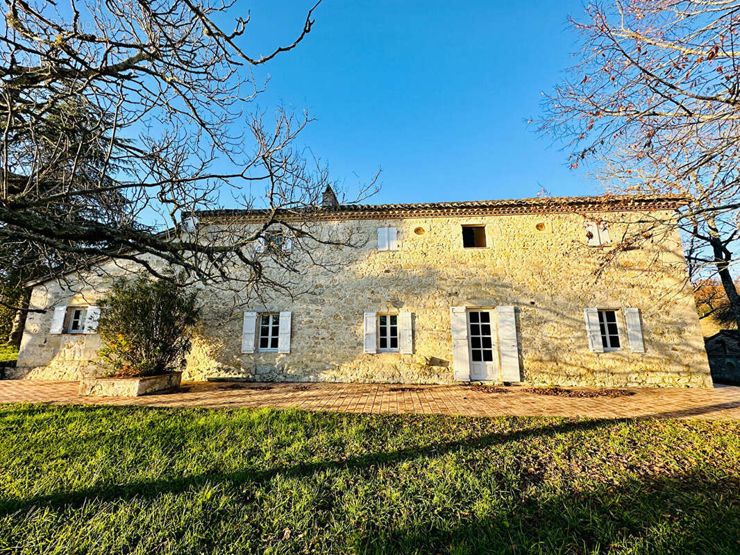 Maison à COURS