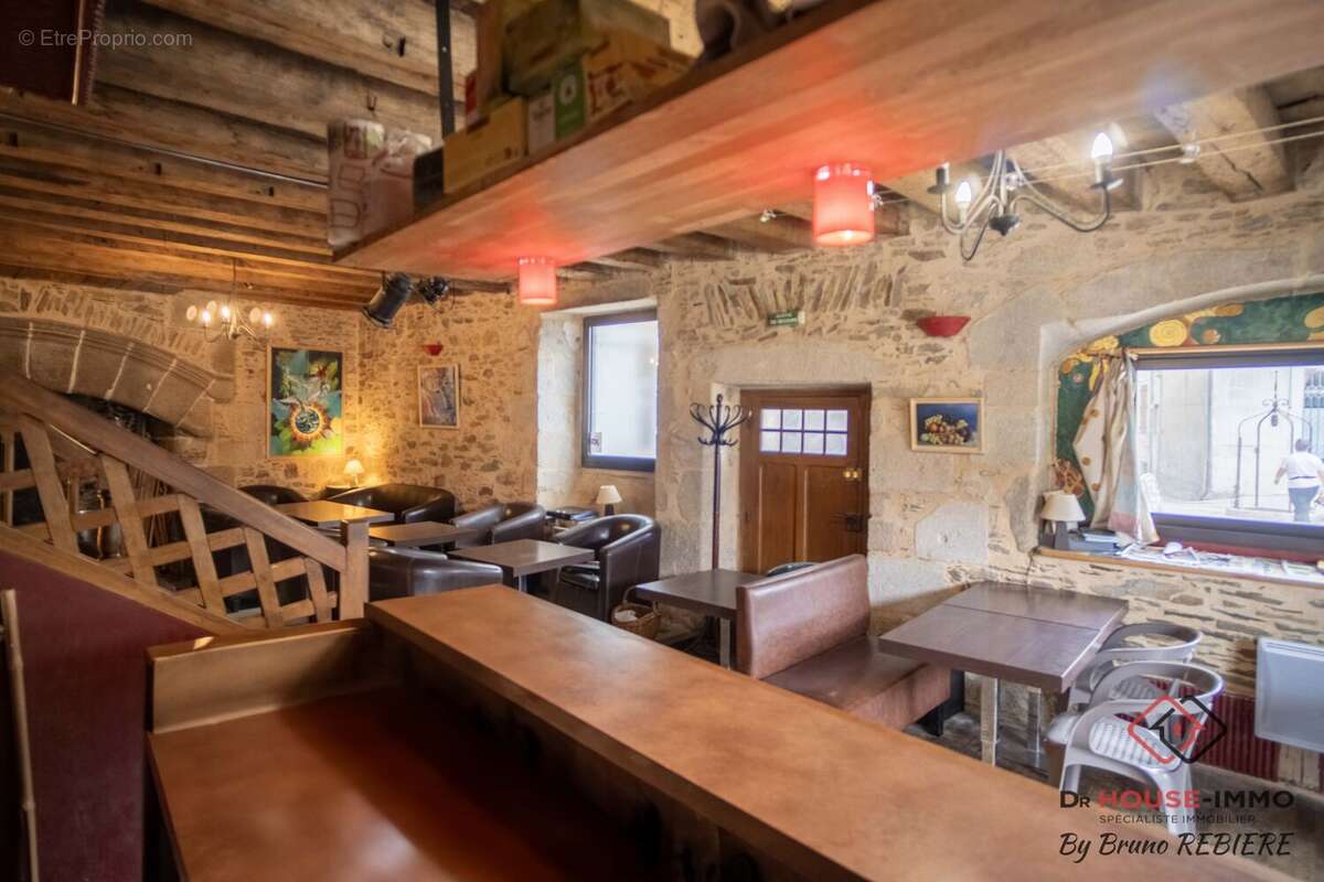 Appartement à CHALUS