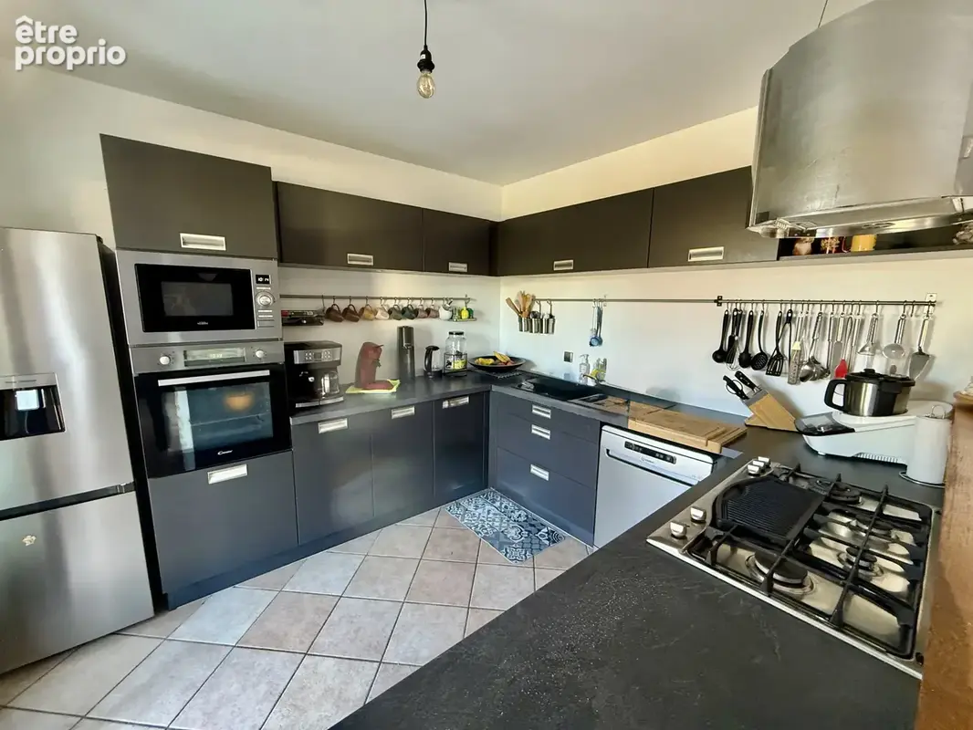 Magnifique maison T7 sur 1350 m2 de terrain - photo 3
