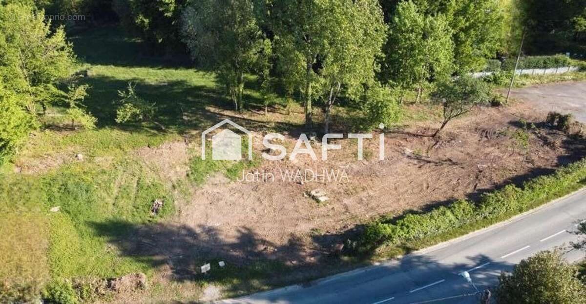 Terrain 1694 m² à Rocquigny  - photo 2