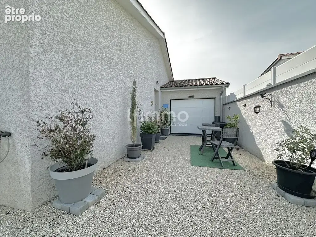 Maison 81m² plain-pied Terrain 421m² Garage cabanon de jardin - photo 5